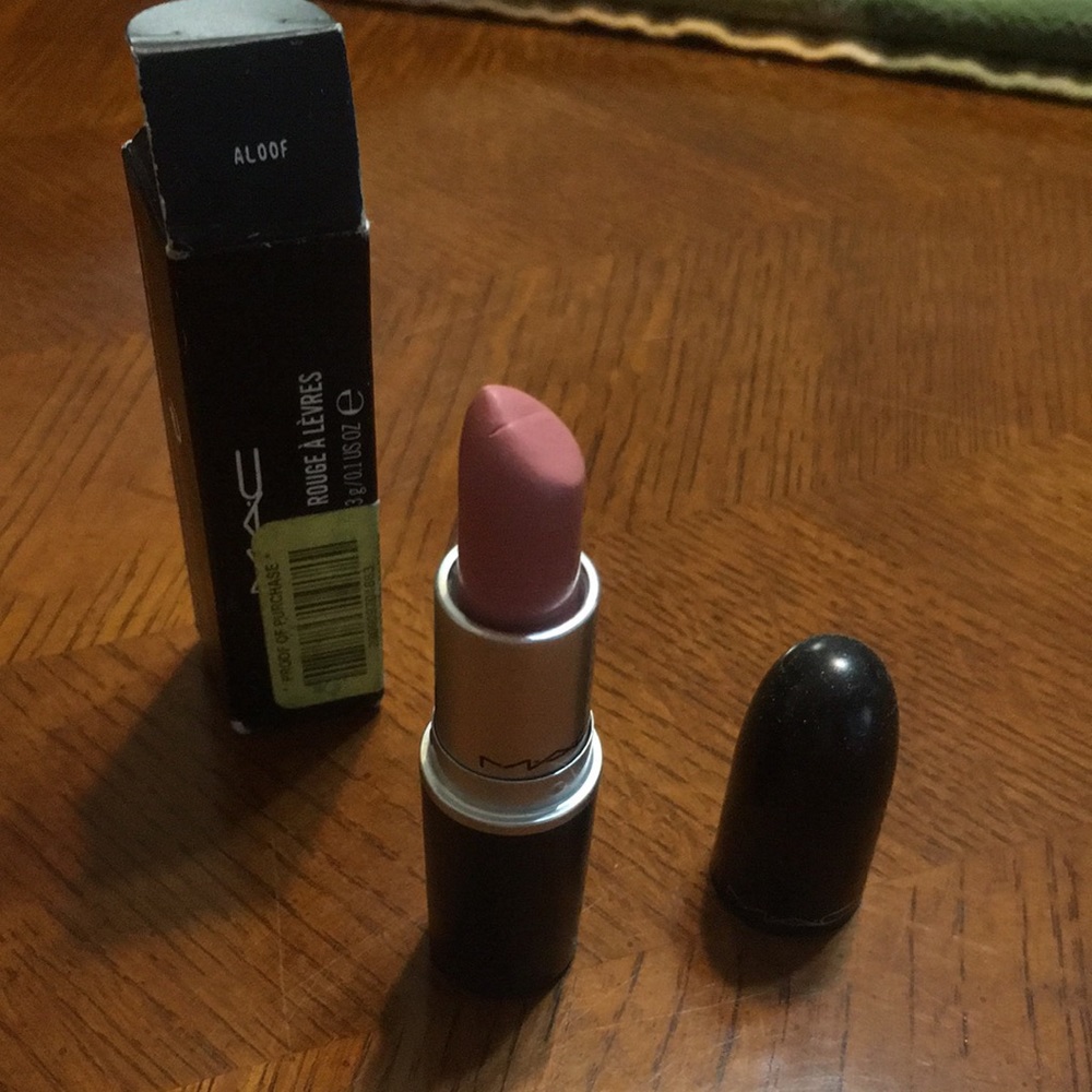 Mac Aloof lipstick new in box